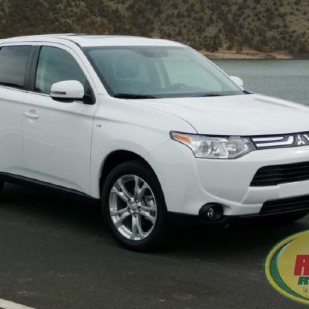 Mitsubishi Outlander Sport Car Rental in Costa Rica